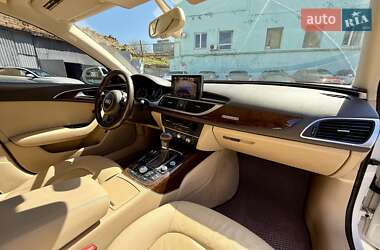 Седан Audi A6 2012 в 