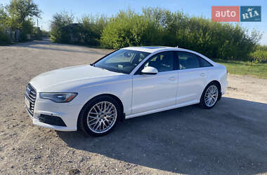 Седан Audi A6 2015 в 