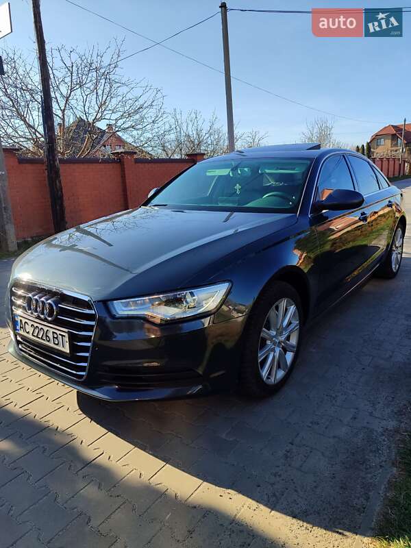 Седан Audi A6 2012 в 