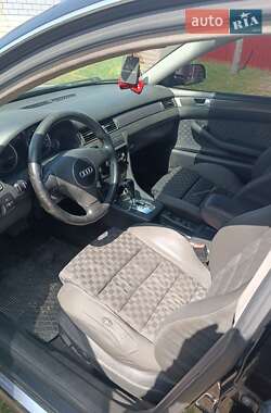 Универсал Audi A6 2003 в 
