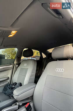 Седан Audi A6 2002 в 
