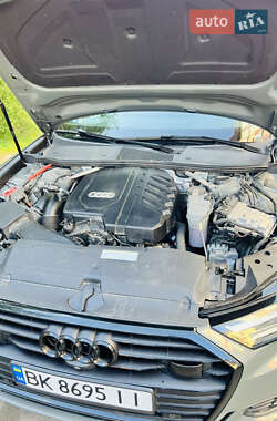 Седан Audi A6 2021 в 
