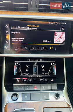 Седан Audi A6 2021 в 
