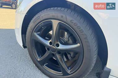 Седан Audi A6 2012 в 