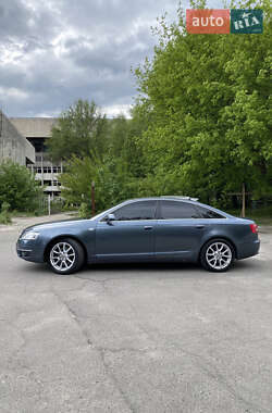 Седан Audi A6 2004 в 
