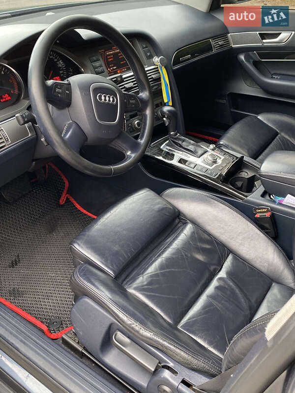 Седан Audi A6 2004 в Днепре