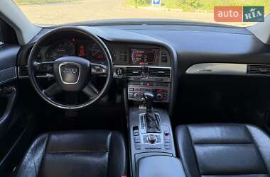 Седан Audi A6 2004 в 