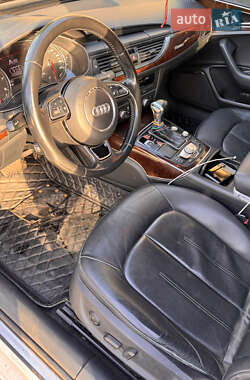 Седан Audi A6 2014 в 