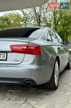 Седан Audi A6 2012 в 