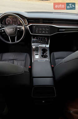 Седан Audi A6 2020 в 