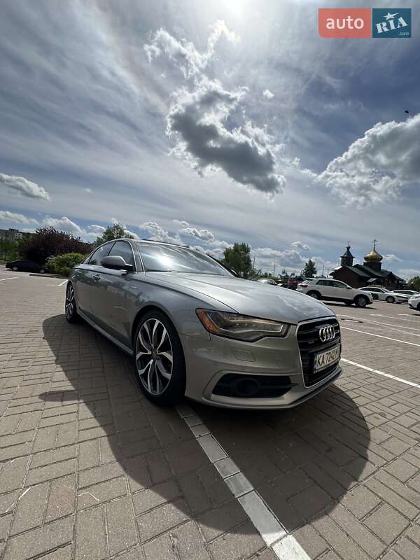 Седан Audi A6 2012 в 