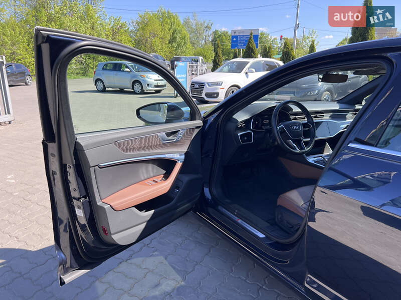 Седан Audi A6 2020 в Нововолынске