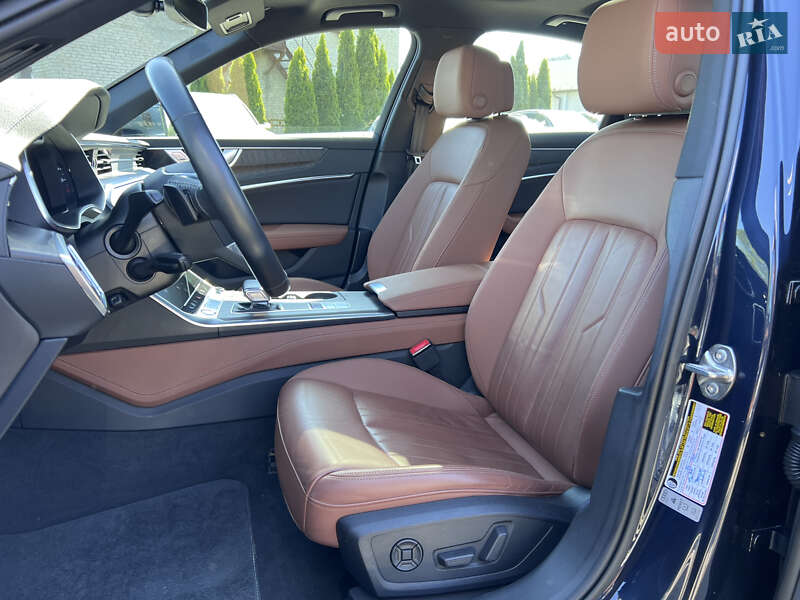 Седан Audi A6 2020 в Нововолынске