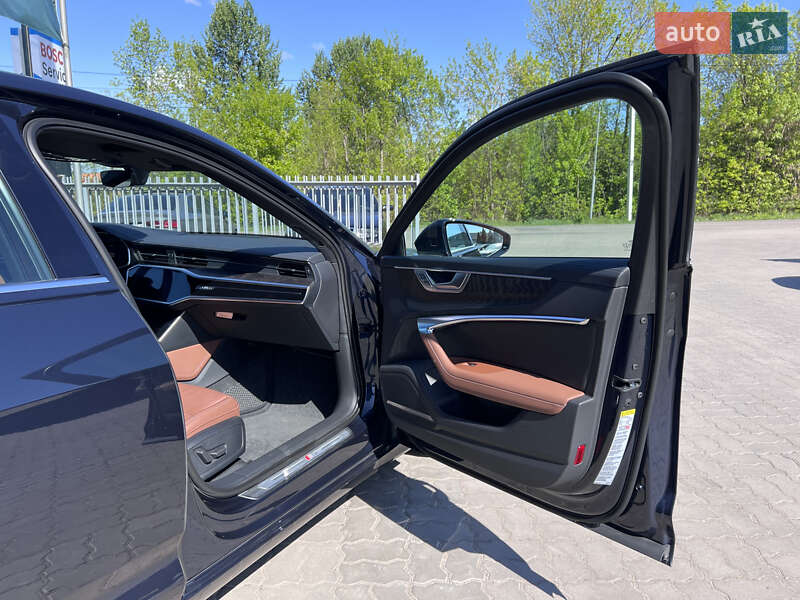 Седан Audi A6 2020 в Нововолынске