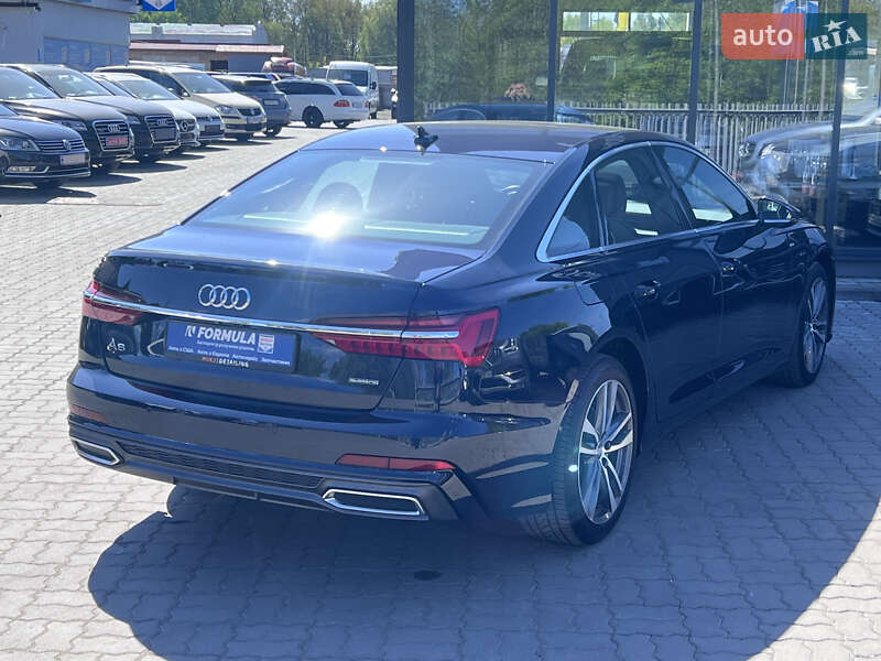 Седан Audi A6 2020 в Нововолынске