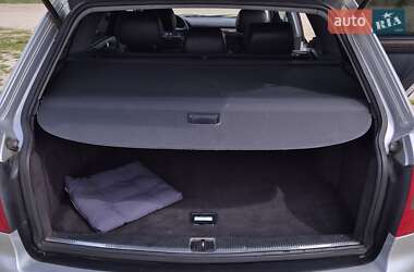 Универсал Audi A6 2001 в 