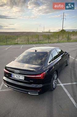 Седан Audi A6 2018 в 