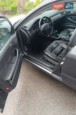 Седан Audi A6 2002 в 