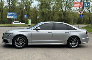 Седан Audi A6 2017 в 
