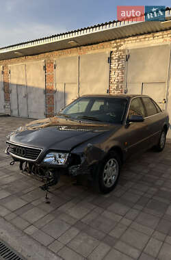 Седан Audi A6 1996 в Первомайске