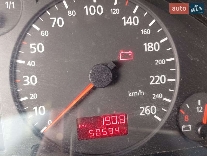 Седан Audi A6 2001 в Киеве