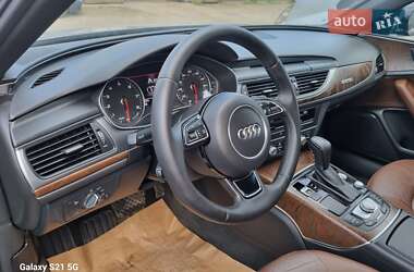 Седан Audi A6 2015 в 