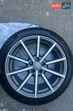 Седан Audi A6 2017 в 