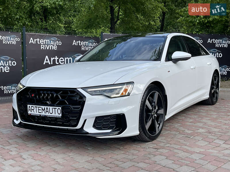 Седан Audi A6 2021 в 