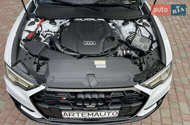 Седан Audi A6 2021 в 