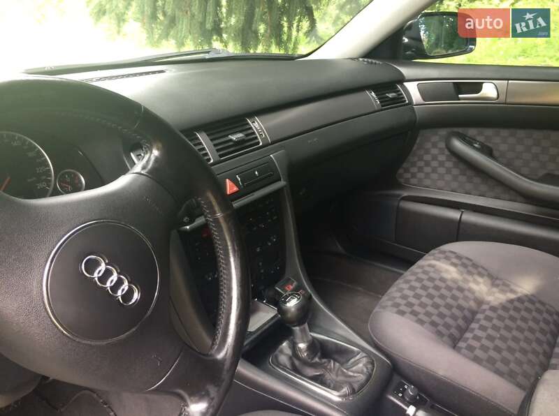 Audi A6 2001