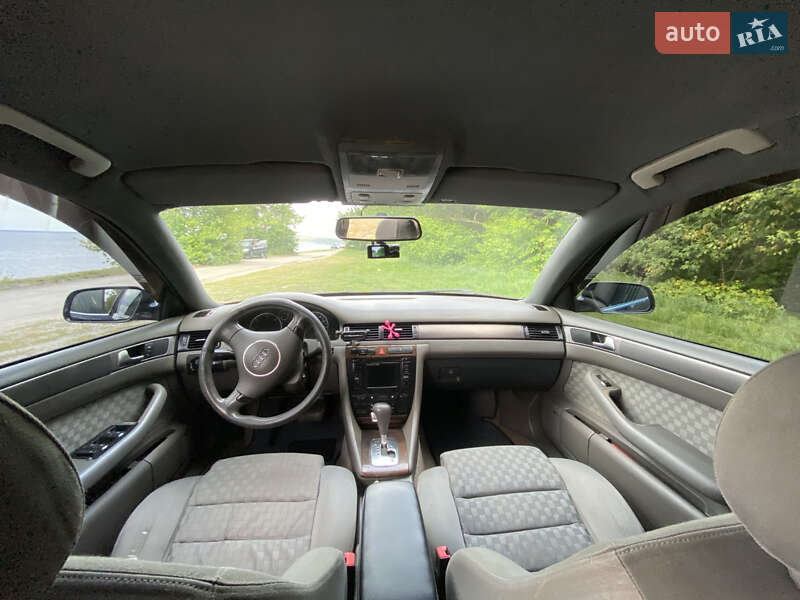 Седан Audi A6 2001 в Украинке