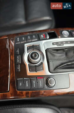 Седан Audi A6 2010 в 