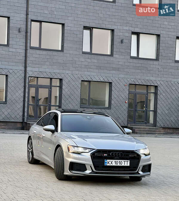 Седан Audi A6 2019 в 