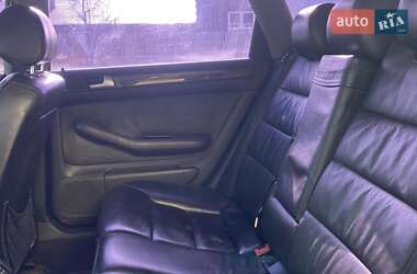 Универсал Audi A6 2001 в 