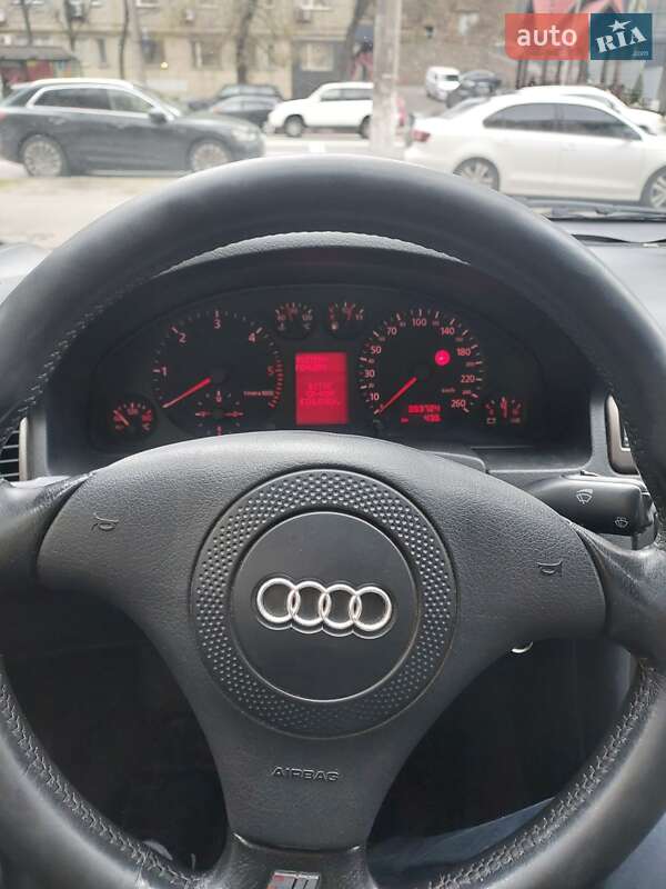 Седан Audi A6 1998 в Киеве