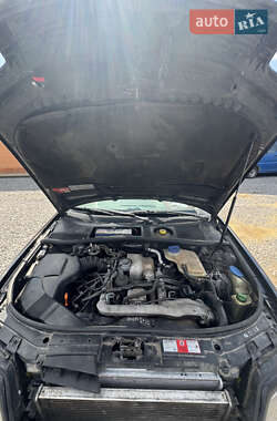 Универсал Audi A6 2000 в 