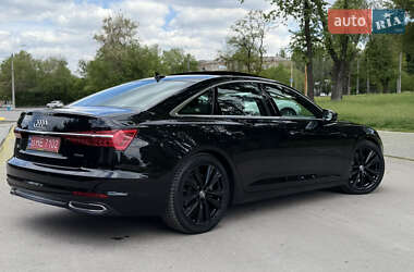 Седан Audi A6 2019 в 