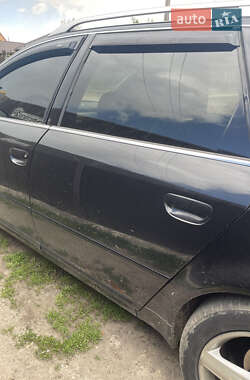 Універсал Audi A6 2001 в 
