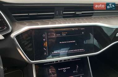 Седан Audi A6 2019 в 