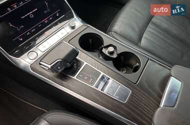 Седан Audi A6 2019 в 