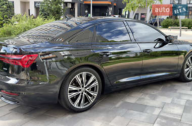 Седан Audi A6 2020 в 