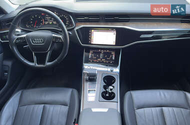 Седан Audi A6 2020 в 