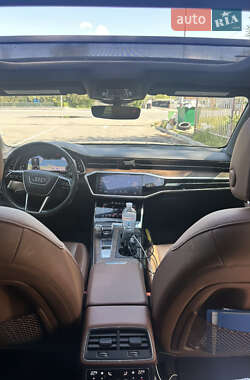 Седан Audi A6 2018 в 