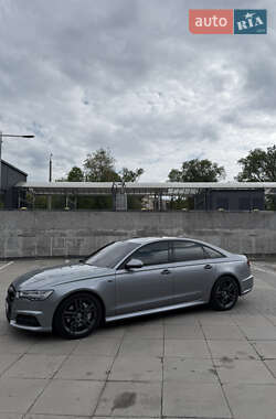 Седан Audi A6 2015 в 