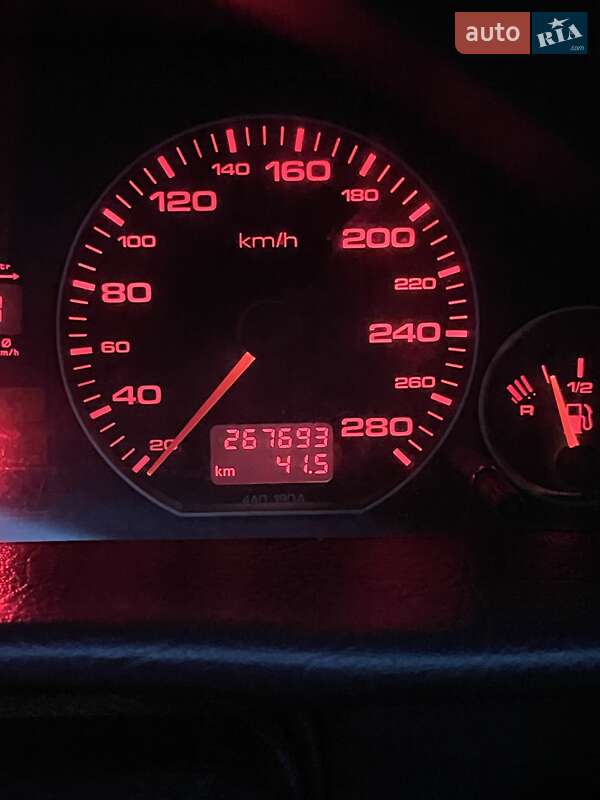 Седан Audi A6 1996 в Львові