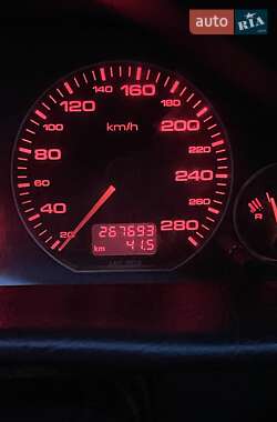 Седан Audi A6 1996 в 