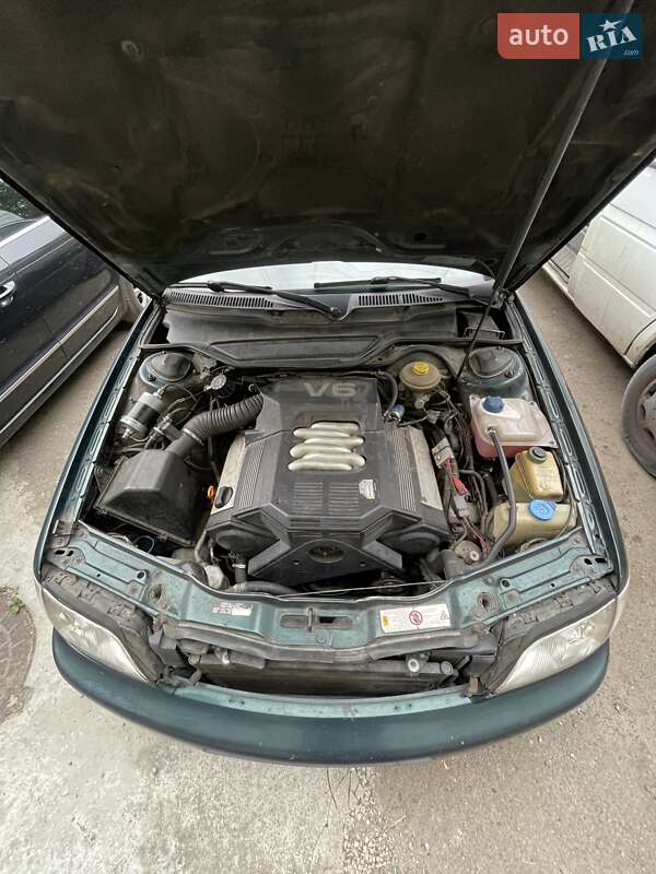 Седан Audi A6 1996 в Львові