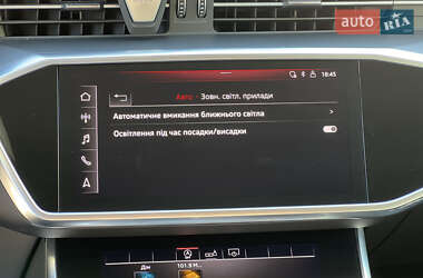 Седан Audi A6 2019 в 