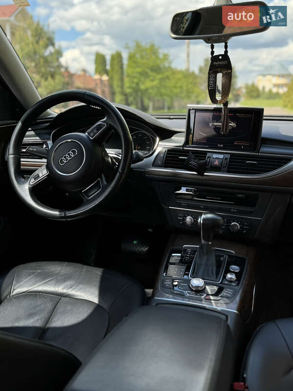 Седан Audi A6 2014 в Ровно