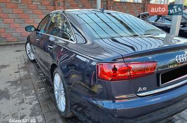 Седан Audi A6 2015 в 